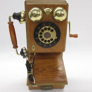 Top Bell Hanging Wall Phone (Spirit of St. Louis)